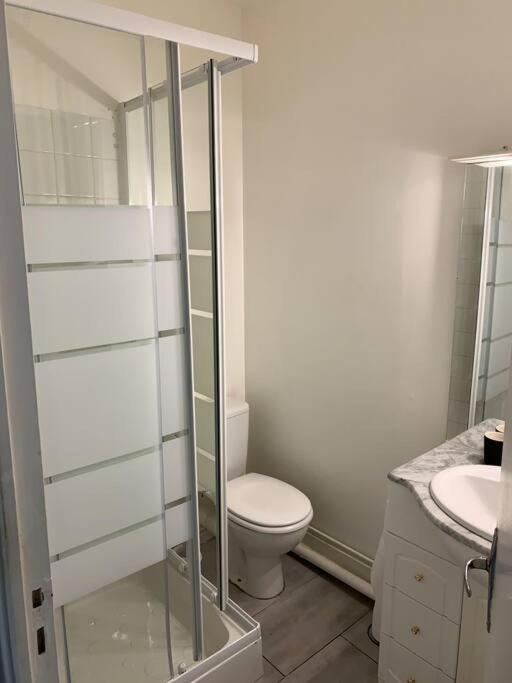 Jolie Studio En Centre Ville Châteauroux Buitenkant foto